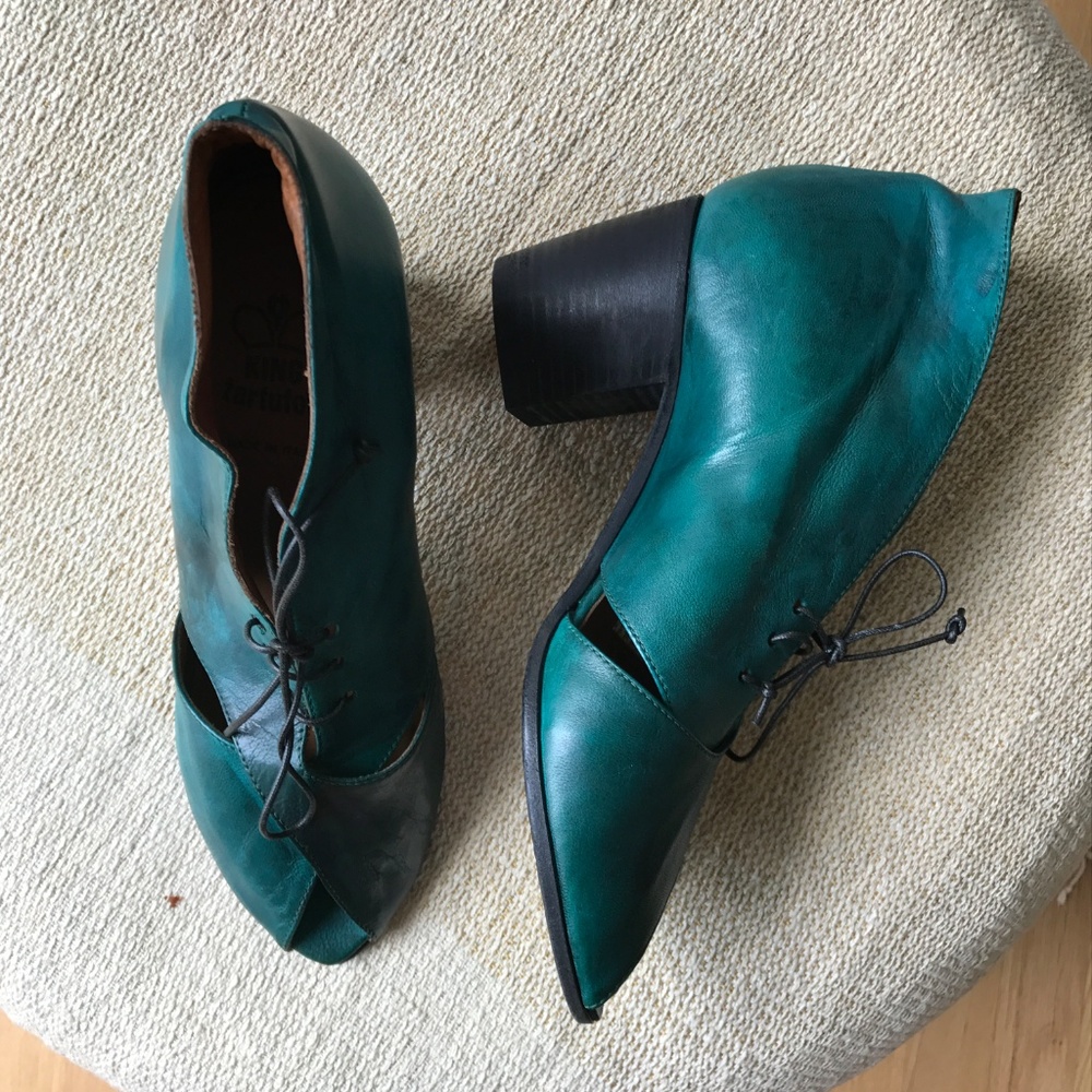 King Tartufoli Open-Toed Emerald Heels
